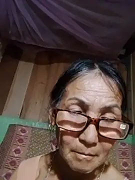 Chat XXX en directo de Magy-006