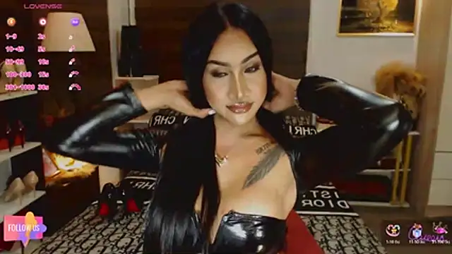 SeductiveVictoria Adlı Modelin Canlı XXX Sohbeti