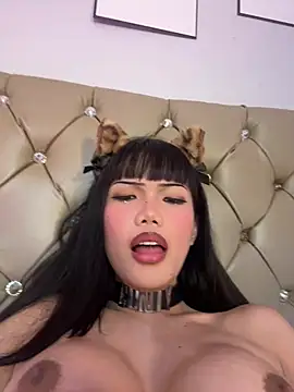 StarLovee Adlı Modelin Canlı XXX Sohbeti