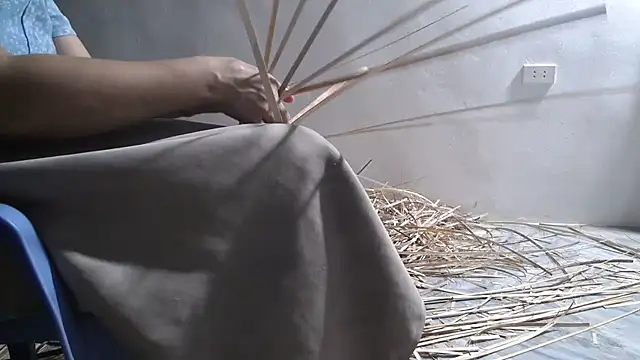 Mela889 现场XXX聊天