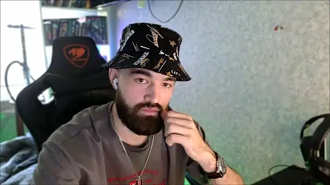 Chatroom XXX en direct de _Serious_Man