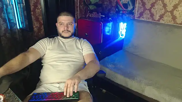 thor_master Adlı Modelin Canlı XXX Sohbeti