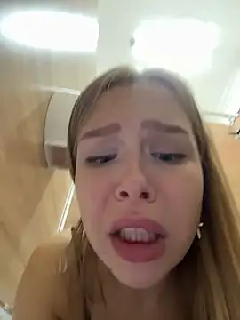 Liza_risky's Live XXX Chat