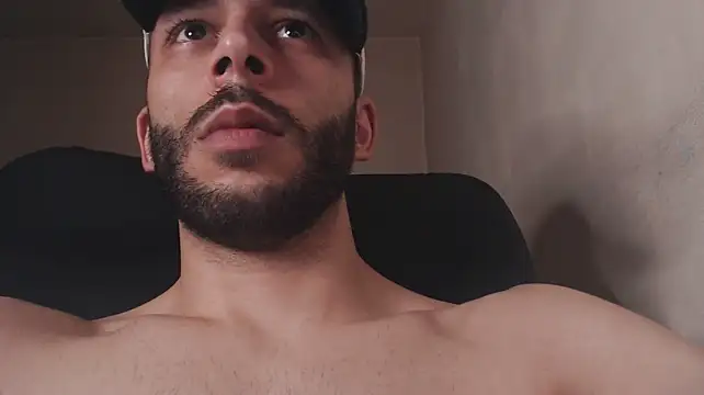 henryaxe Live XXX Chat