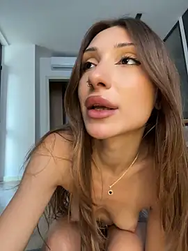 mollyyank লাইভ XXX চ্যাট