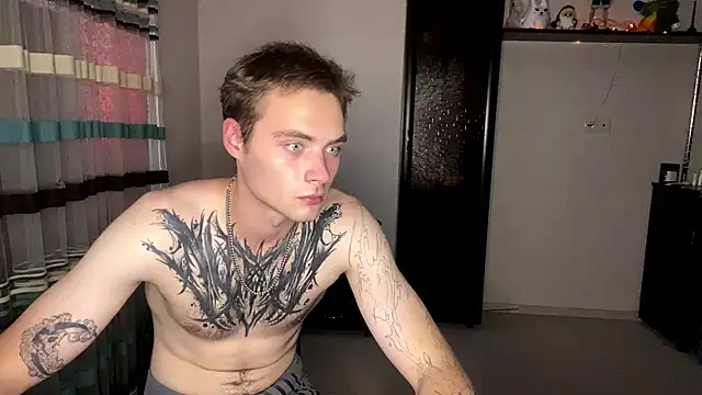 ErnestTarlet's Live XXX Chat