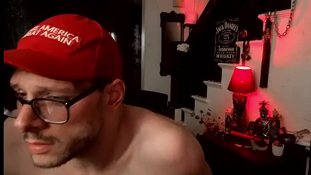 MasterDaddyCool's Live XXX Chat