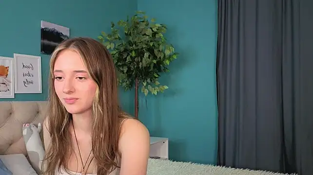 Živý XXX chat Emilia_R1y