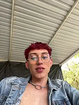 Chatroom XXX en direct de SweetDareX