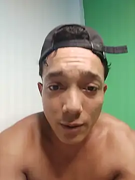 Онлайн чат XXX tayson_