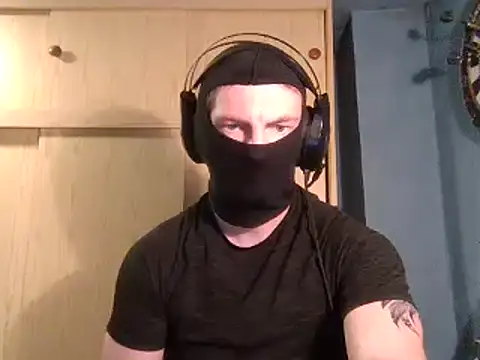 beuker22 – Naživo XXX chat