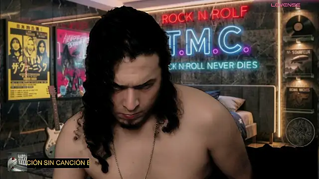 chino_roz's Live XXX Chat