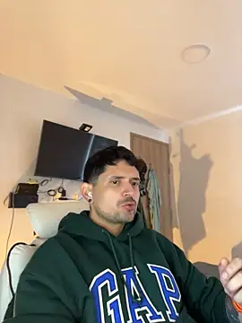 TroyeKnight Live XXX-Chat