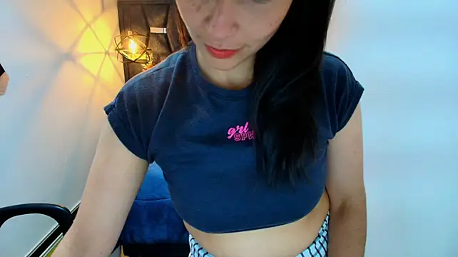 Chat +18 de Chantal_fox__ ao vivo