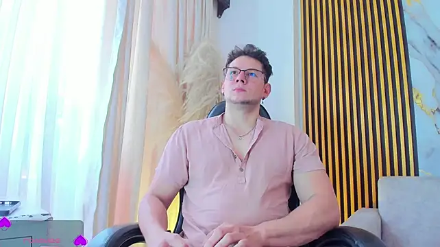 Chat XXX Live Izui_Pierce
