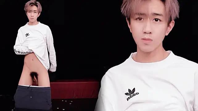 Chenyong123 Show Webcam