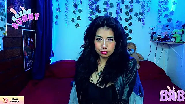 Chatroom XXX en direct de Roxanbunny1
