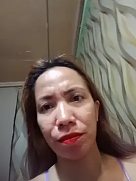Chat XXX en directo de sweetpinay_kim