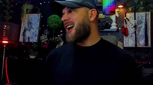 LexHardy XXX чат на живо
