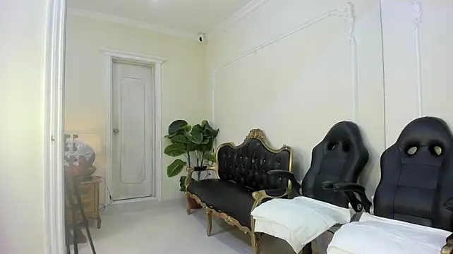 AteneaPercy live XXX chat