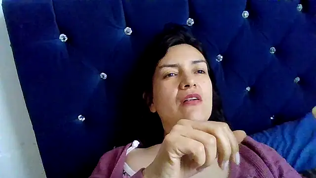 Chat +18 de princessbella93 ao vivo