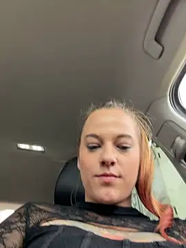 Chat XXX en directo de Luna_Lynn