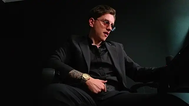 Онлайн чат XXX FelixStarkk