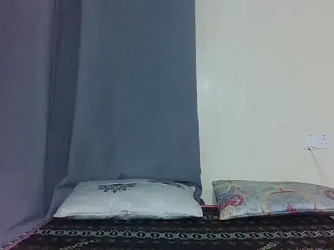 Chat XXX en directo de PinkTwinie-