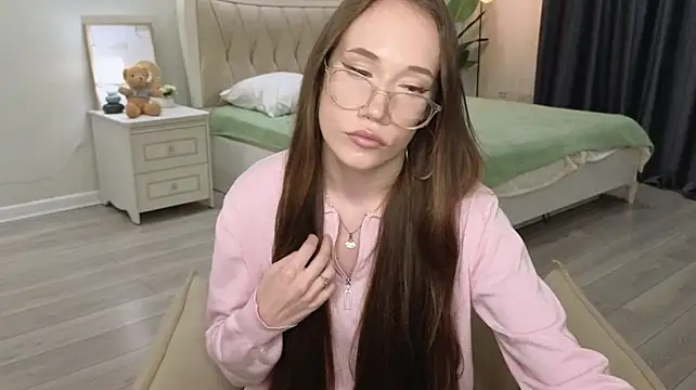 XXX chat uživo modela PollyMastine