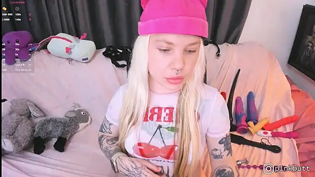 HelenGoat's Live XXX Chat