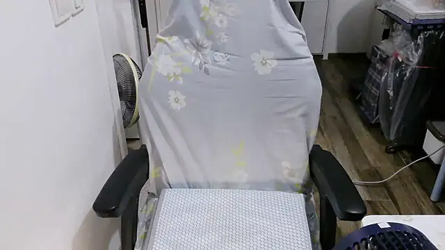 felixlau18 在線直播表演