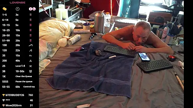 Pussyeat2pleasen Live XXX chat