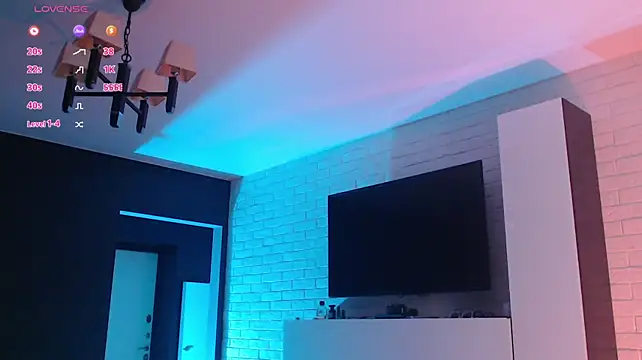 Jade_Amore élő XXX-chatje