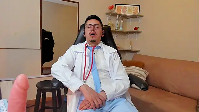 kevin_23_ Chat XXX in diretta