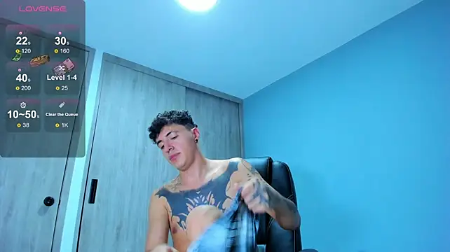 LOBO_ALPHA Chat XXX live