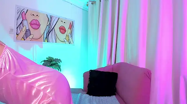 StarMilf's Live XXX Chat