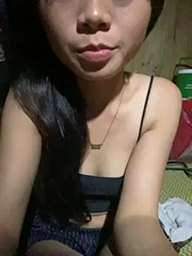 Emmi_cute9x – Naživo XXX chat