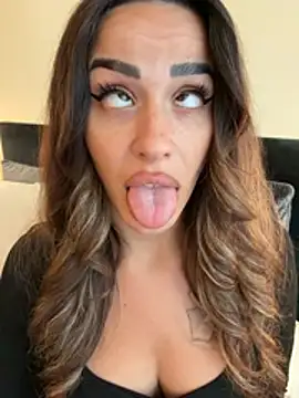 Chatroom XXX en direct de -Alisa