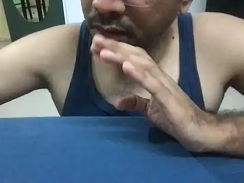 sundar85m's Live XXX Chat