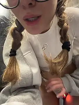 MilliWish's Webcam Show