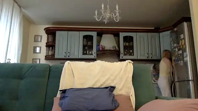 Zeyona's Live XXX Chat