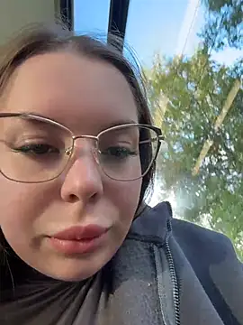 MeliMoon – Naživo XXX chat