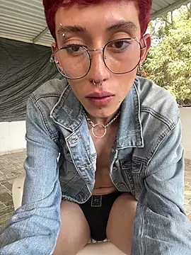 SweetDareX Live XXX Chat