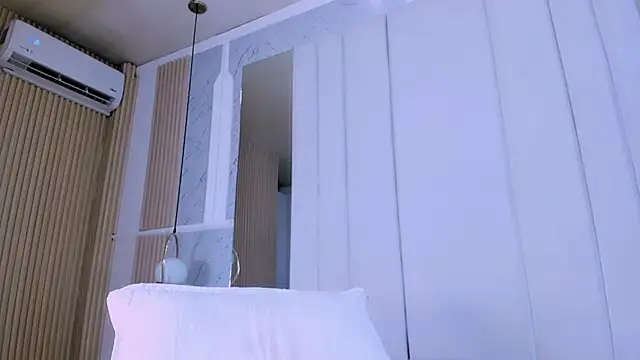 VesperVelvet Adlı Modelin Canlı XXX Sohbeti