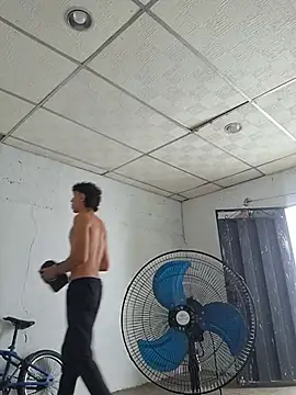 Noscay 라이브 XXX 채팅