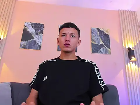 Lian_Lodson live XXX chat