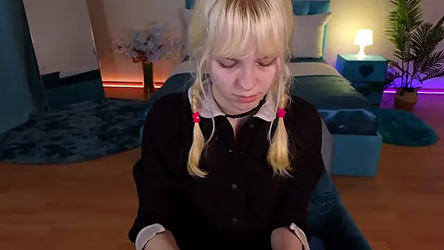 Chat XXX en directo de HannahHolliss