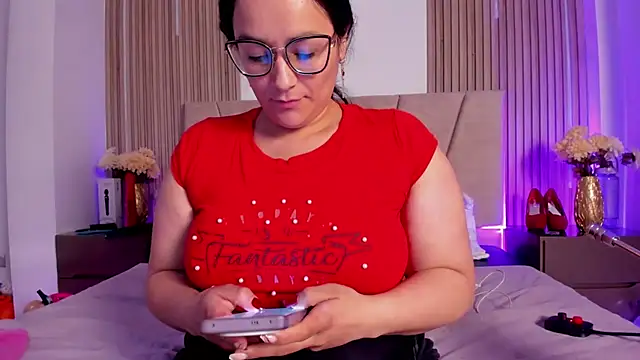 Chat XXX en directo de Michell_Monet