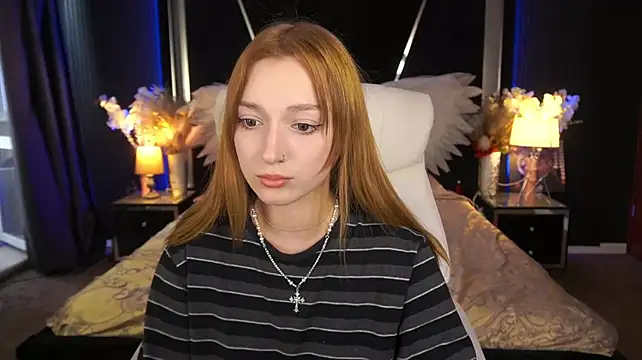 Živý XXX chat LizzaMoonn
