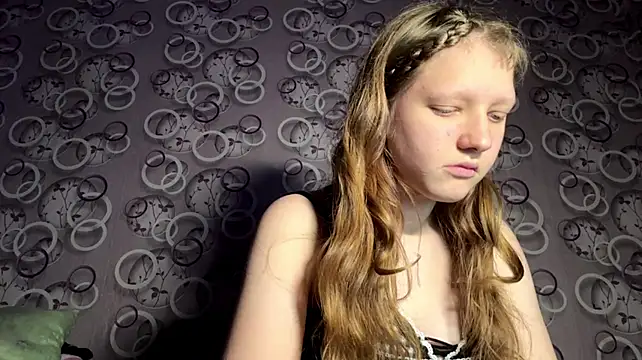 BirgitKamal Chat XXX in diretta